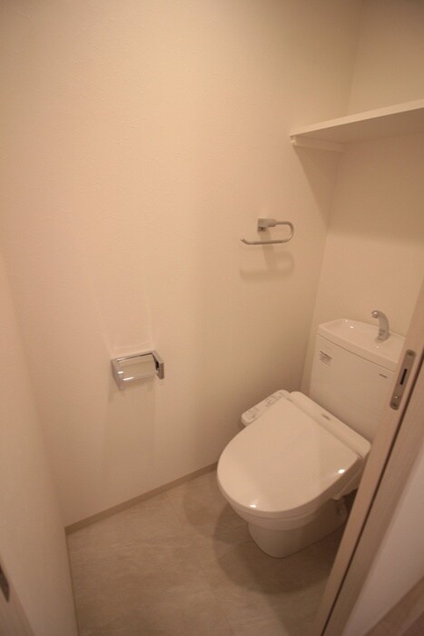 物件内観写真12　(トイレ)