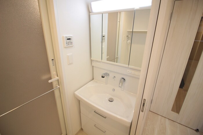 物件内観写真13　(洗面)