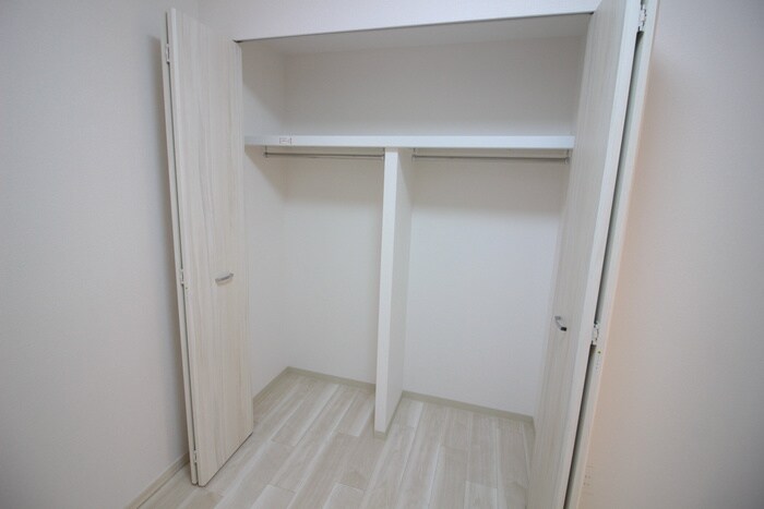 物件内観写真15　(収納)