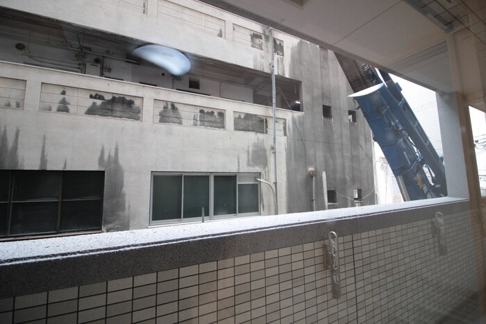 物件内観写真17　(室内からの展望)