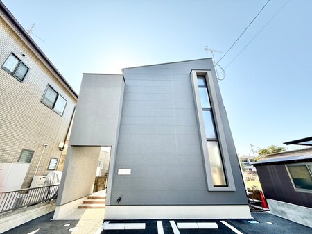 GRAYS JOYO外観写真