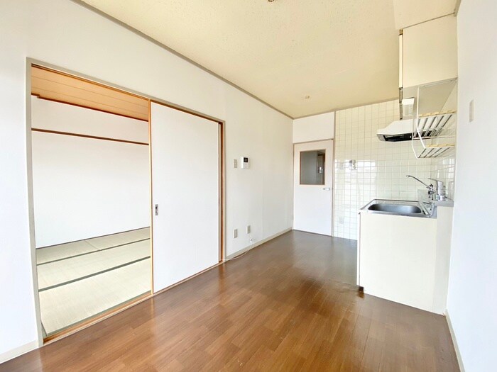 物件内観写真7　(居室)