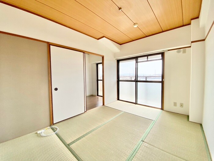 物件内観写真9　(居室)