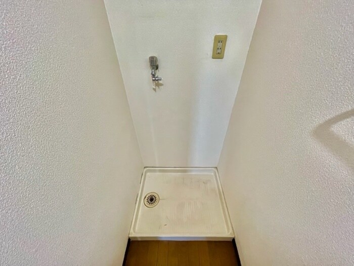 物件内観写真19　(洗濯機置場)