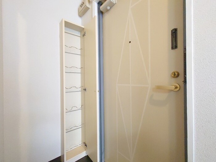 物件内観写真14　(靴箱)