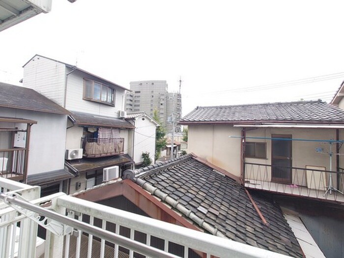 物件内観写真16　(室内からの展望)