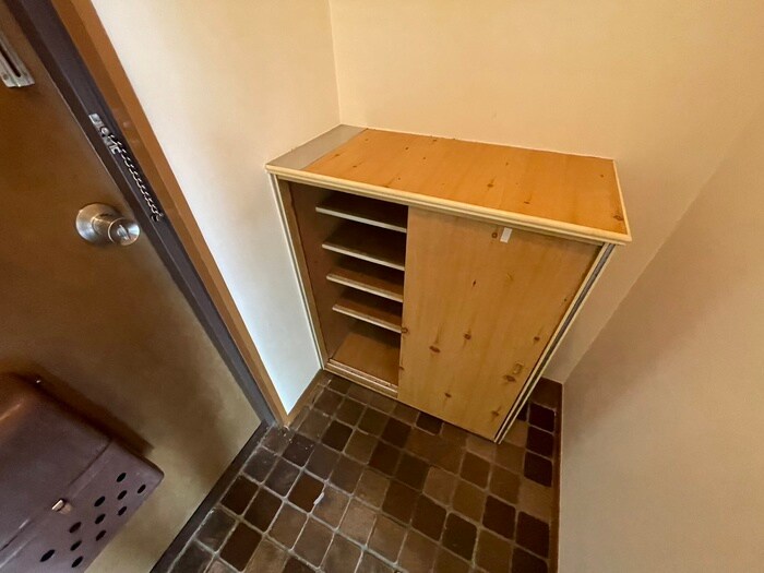 物件内観写真11　(靴箱)