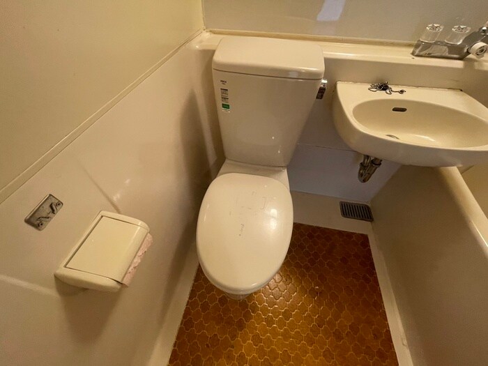 物件内観写真18　(トイレ)