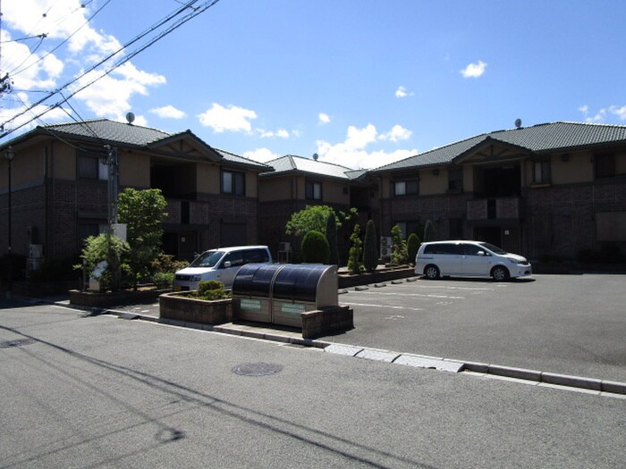 物件外観写真6　(外観写真)