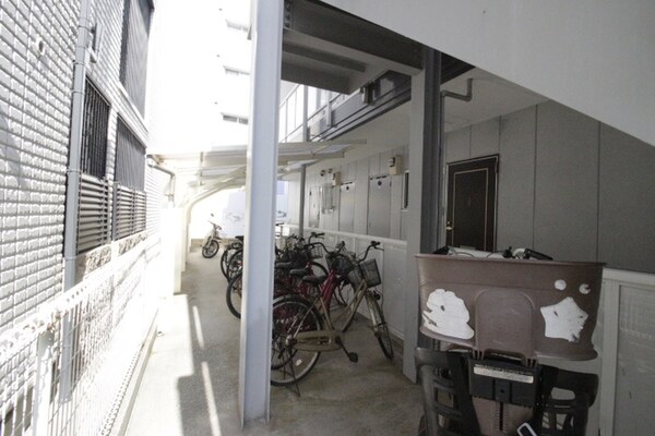 駐輪場
