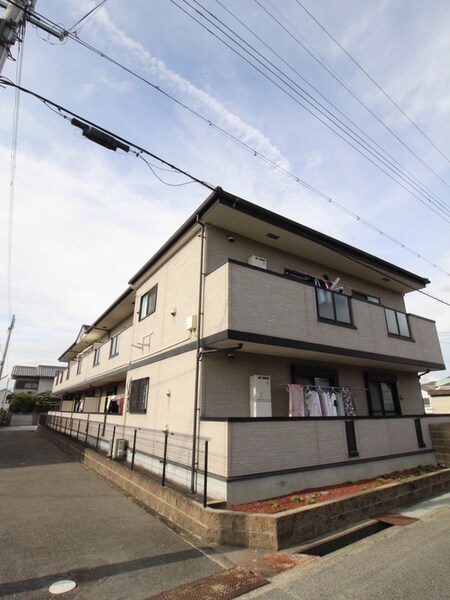 ルネ外観写真