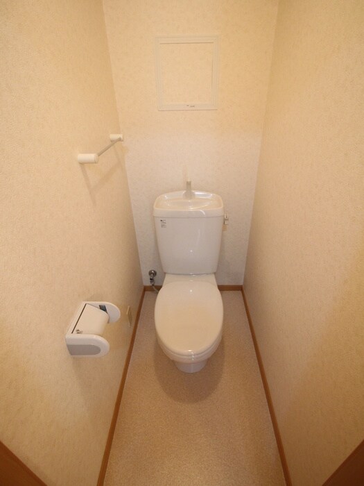 物件内観写真16　(トイレ)