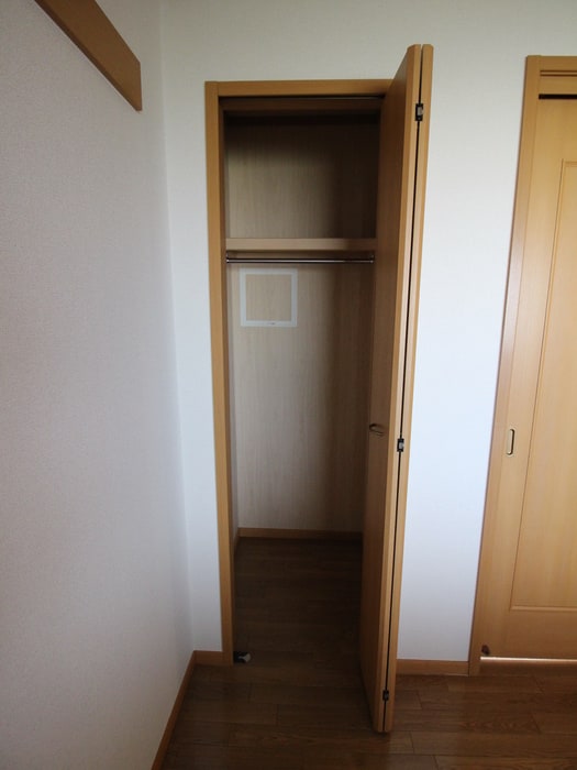 物件内観写真18　(収納)