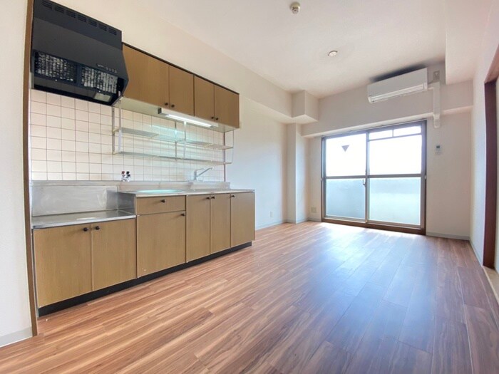 物件内観写真8　(居室)