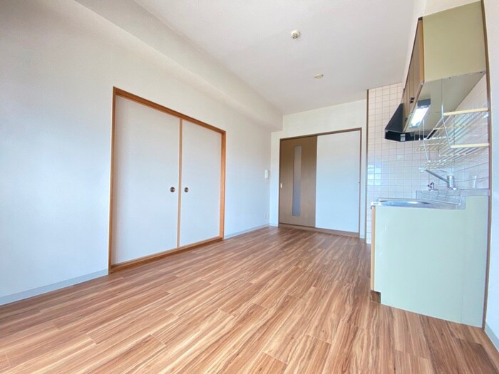 物件内観写真9　(居室)