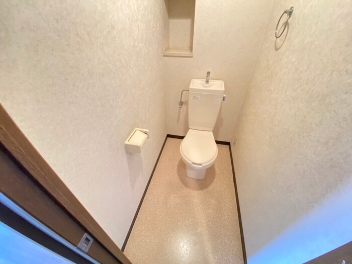 物件内観写真16　(トイレ)