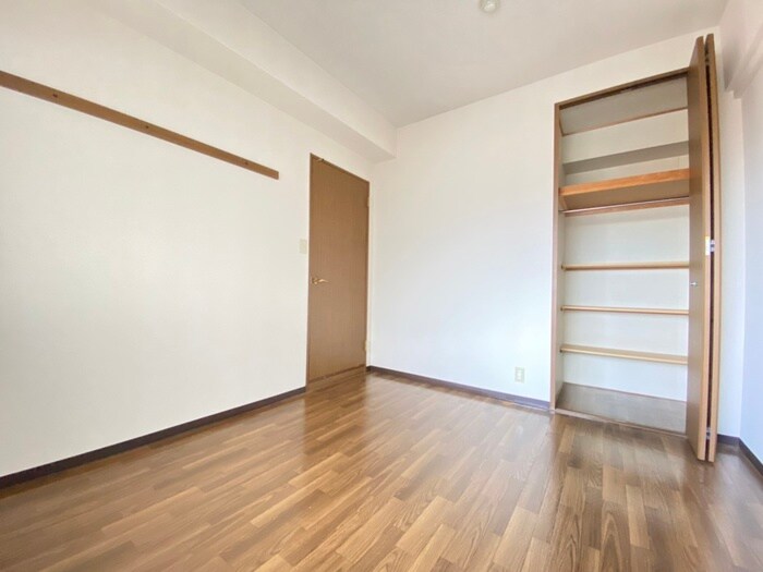 物件内観写真17　(居室)