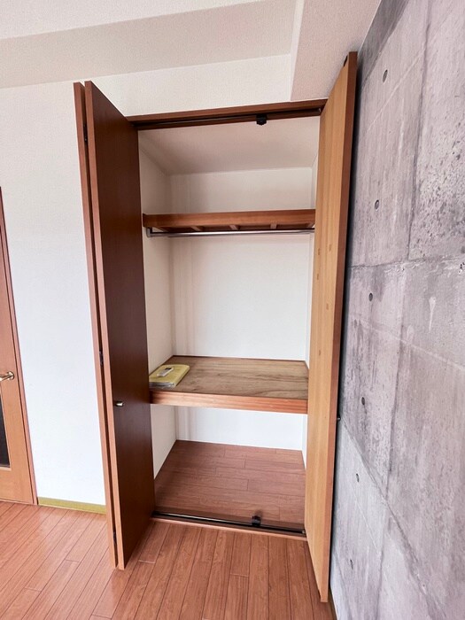 物件内観写真12　(収納)