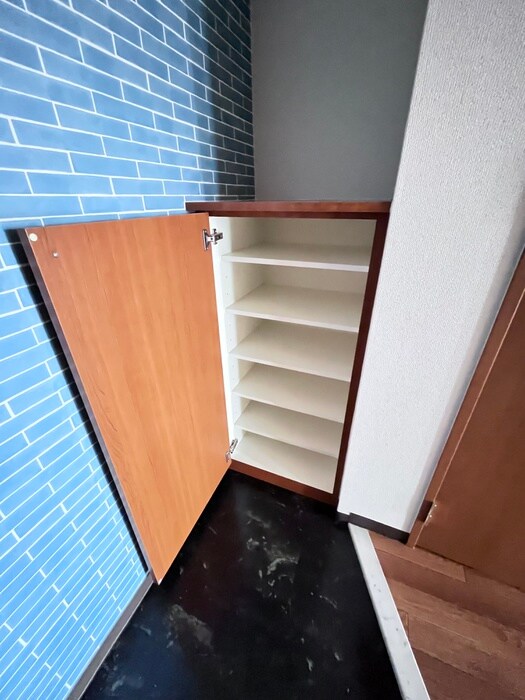 物件内観写真13　(靴箱)