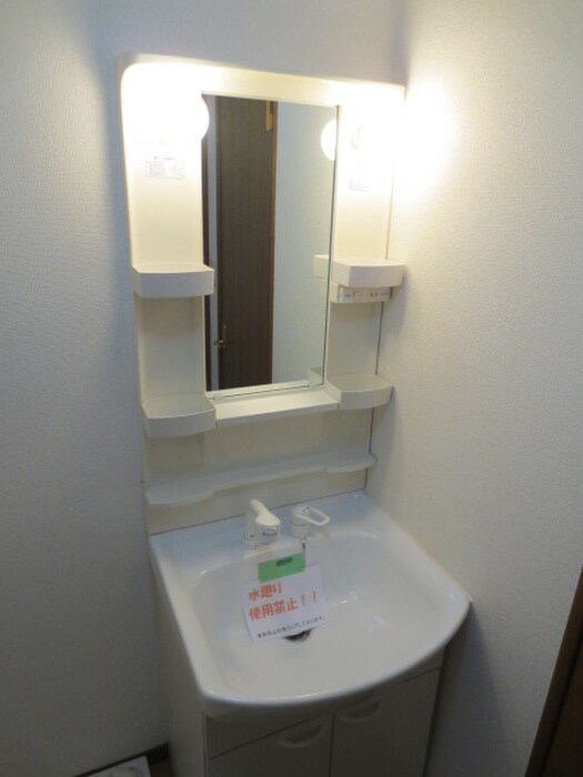 物件内観写真15　(洗面)