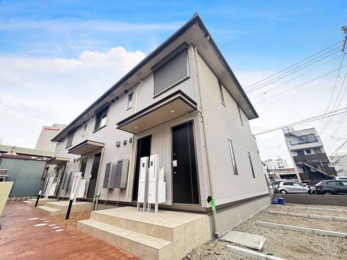 物件外観写真1　(外観写真)