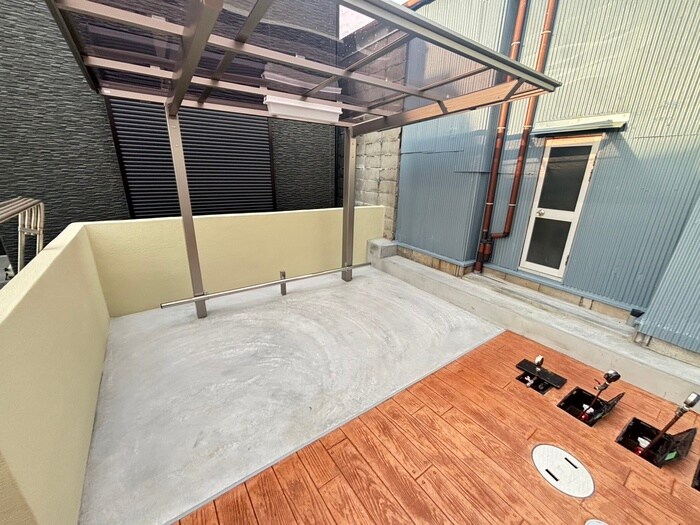 物件外観写真5　(駐輪場)