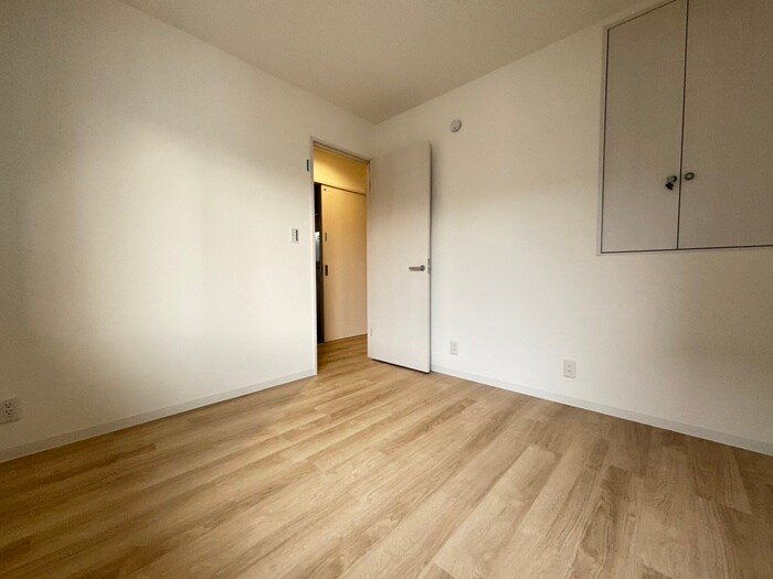 物件内観写真14　(居室)