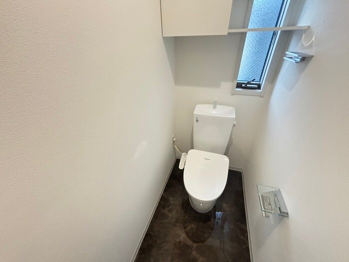 物件内観写真17　(トイレ)