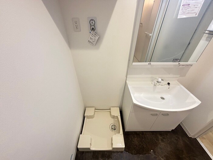 物件内観写真19　(洗濯機置場)