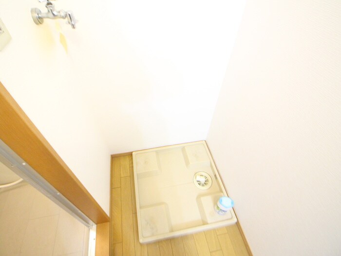 物件内観写真21　(洗濯機置場)