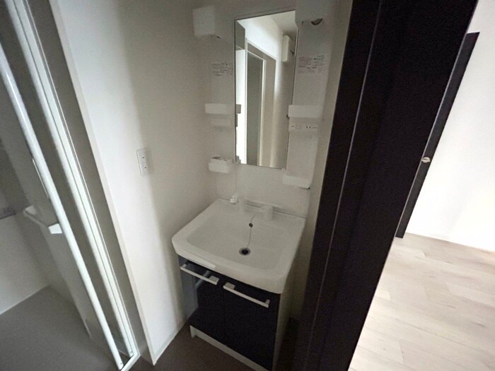 物件内観写真11　(洗面)
