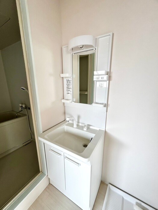 物件内観写真13　(洗面)