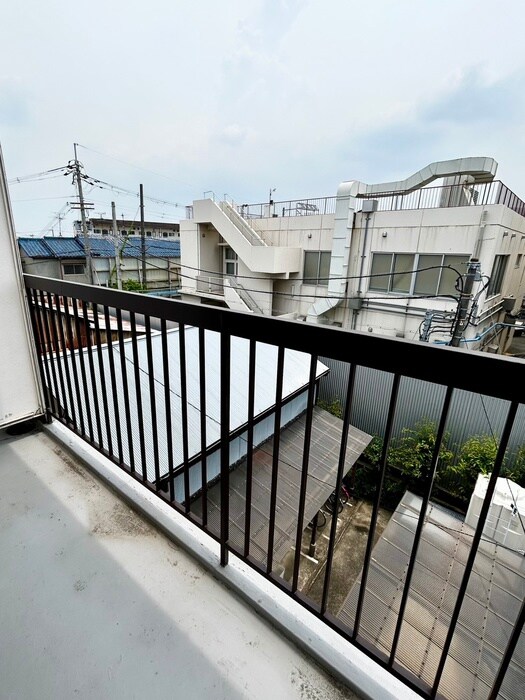 物件内観写真18　(室内からの展望)