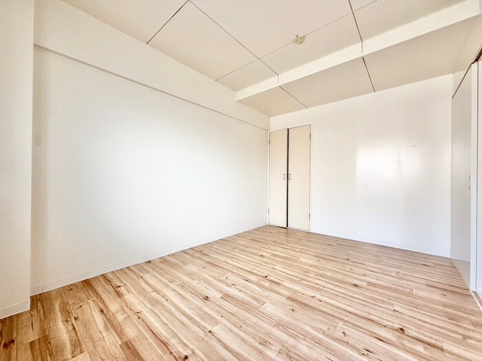 物件内観写真10　(居室)