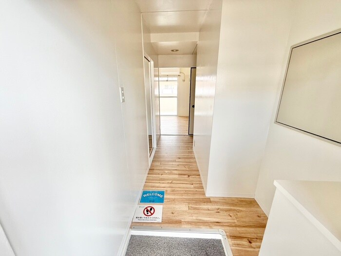 物件内観写真17　(廊下)