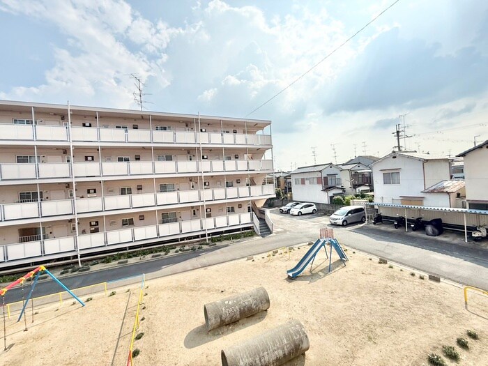 物件内観写真22　(室内からの展望)