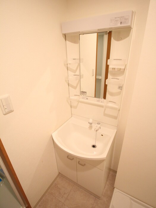 物件内観写真9　(洗面)