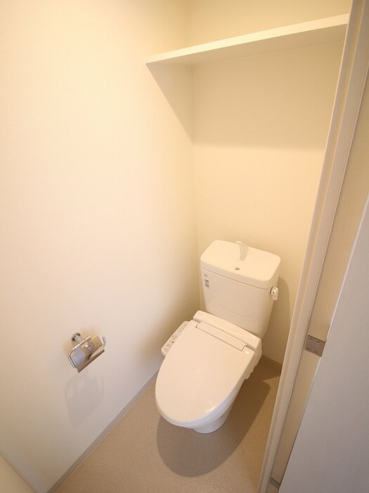 物件内観写真9　(トイレ)