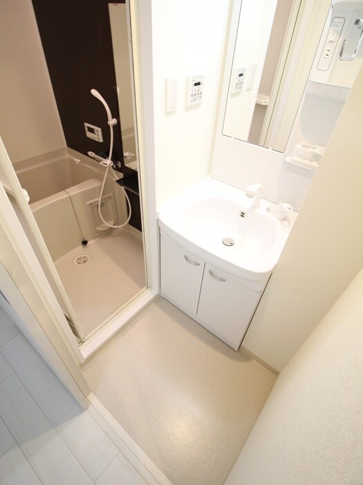 物件内観写真15　(洗面)