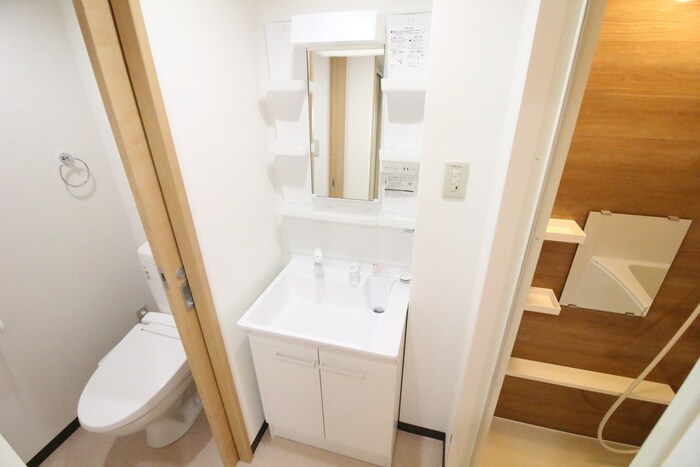 物件内観写真13　(洗面)