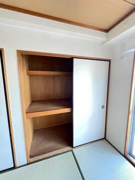 物件内観写真10　(収納)