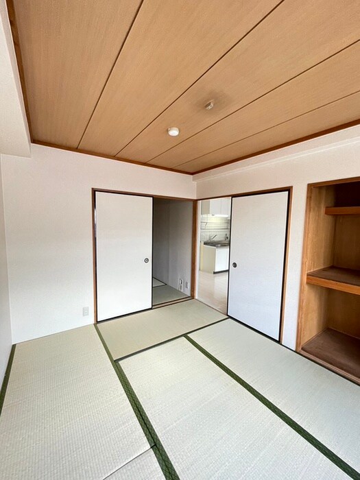 物件内観写真11　(居室)