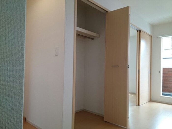物件内観写真15　(収納)