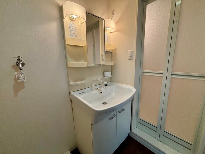 物件内観写真13　(洗面)