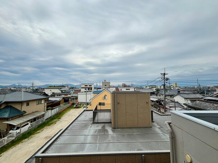 物件内観写真22　(室内からの展望)