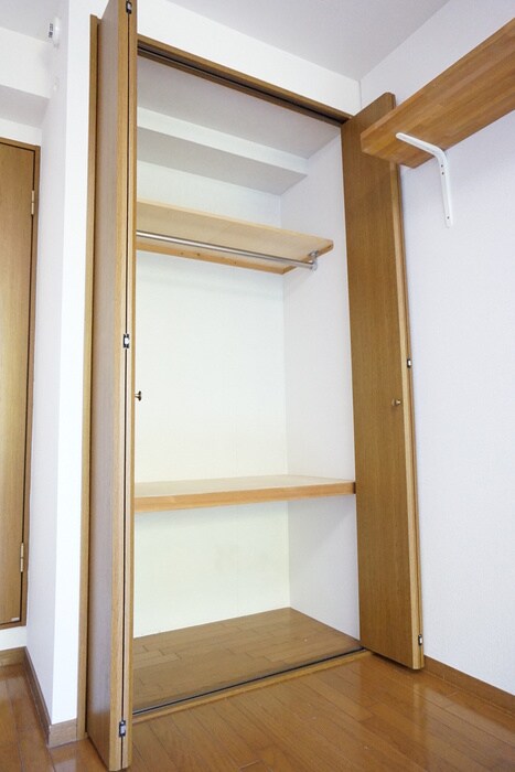 物件内観写真13　(収納)