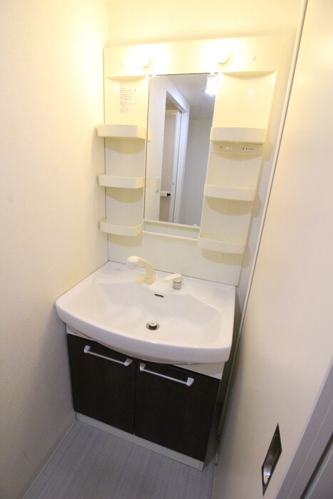 物件内観写真10　(洗面)