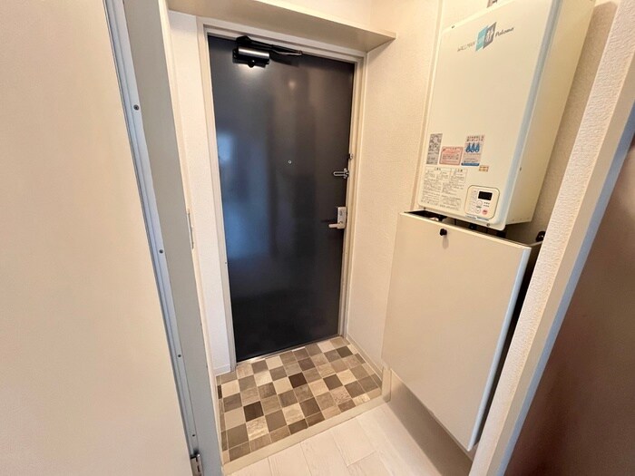 物件内観写真19　(玄関)