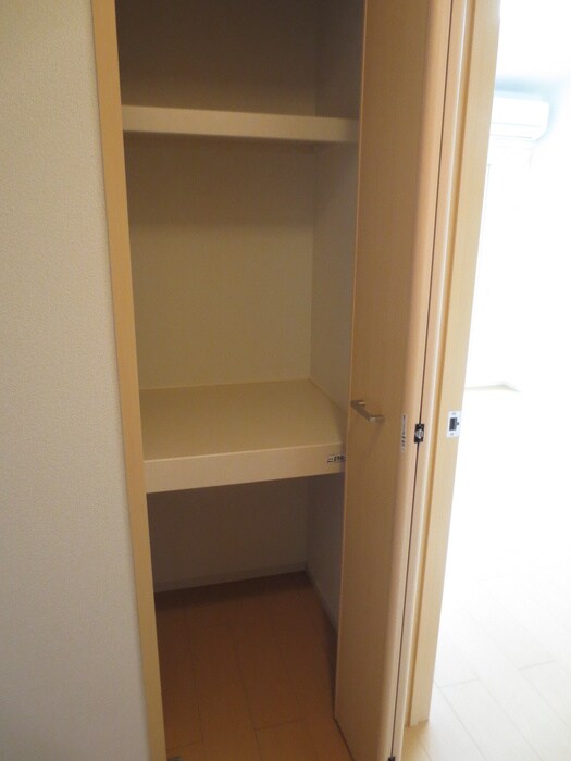 物件内観写真14　(収納)