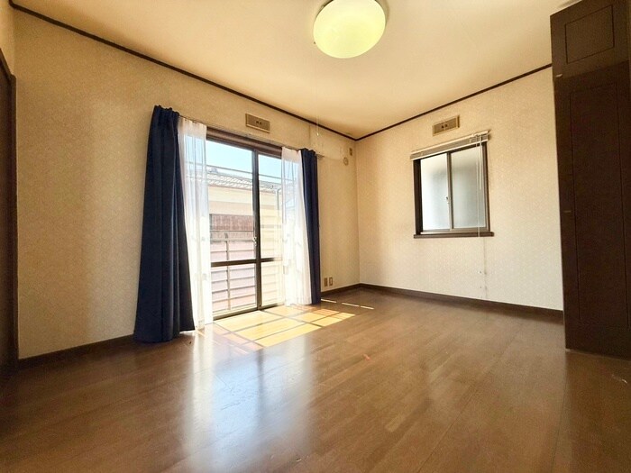 物件内観写真9　(居室)